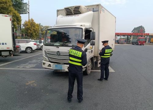 厦门高速执法支队开展2024年首次统一行动